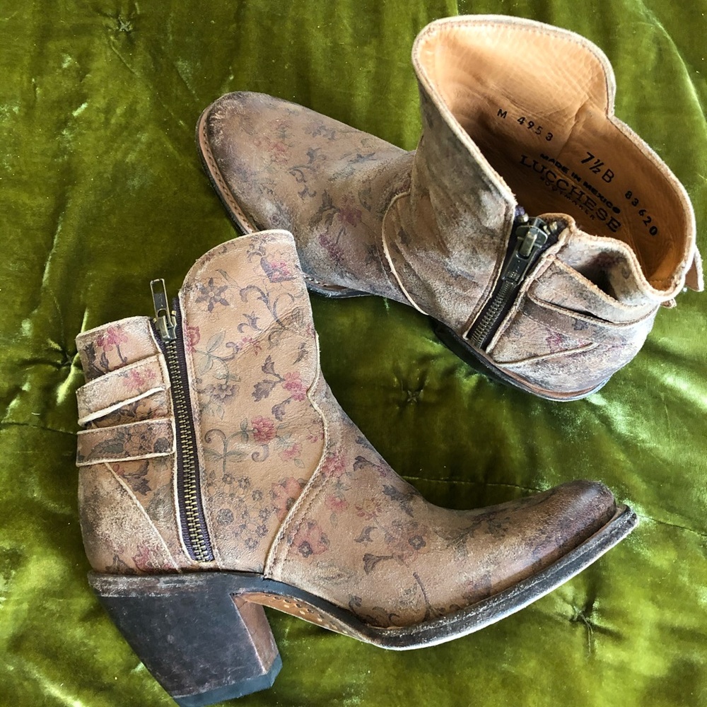 Lucchese Distressed heeled boots